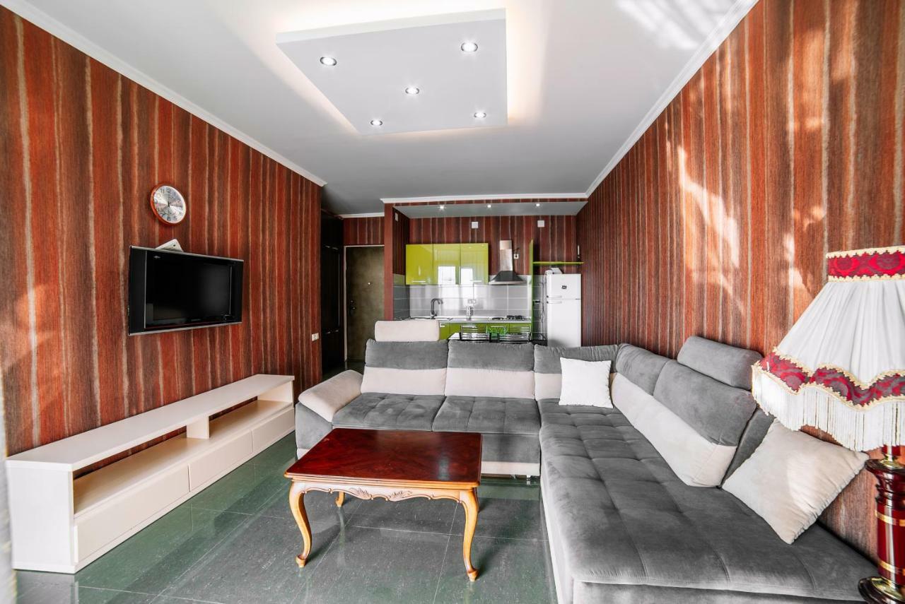 Magnolia - ❀ Cozy Apartment With An Unique Sea View ❀ Batumi Esterno foto